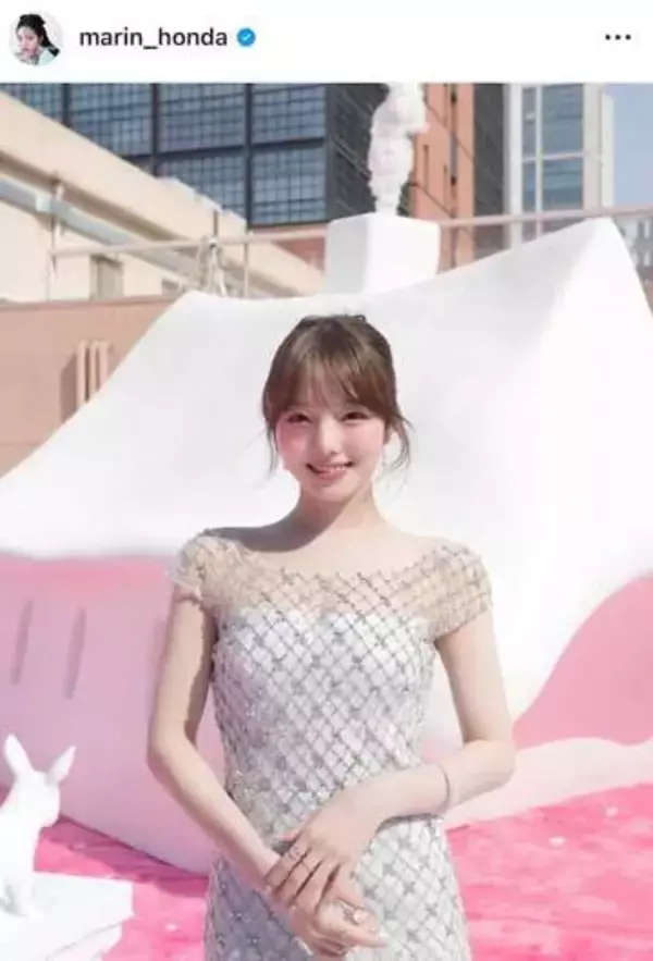 本田真凜、ニット帽×ピンクのウエアで「人生初スキー」かわいさ限界突破　「めっちゃ可愛い」「雪の妖精みたい」