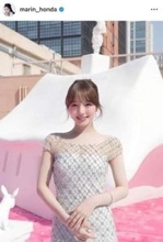 本田真凜、ニット帽×ピンクのウエアで「人生初スキー」かわいさ限界突破　「めっちゃ可愛い」「雪の妖精みたい」