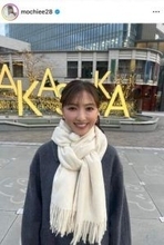 奇跡の54歳・望月理恵アナ、白ミニスカのゴルフウェア姿でステキ笑顔　「スタイル良すぎ」「最高に似合ってます」