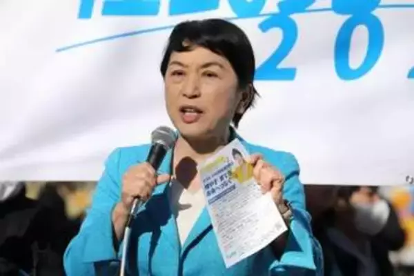 もはや恒例の社民・福島氏の食卓シリーズ...今回は「手作りお好み焼き」　その形状に「これ、狙ってきてるでしょ」の声も