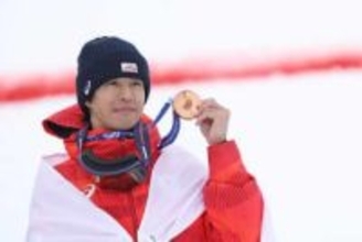 モーグル銅・堀島行真、笑顔の夫婦2ショットがステキっ　「最高です」「美しく輝いています」