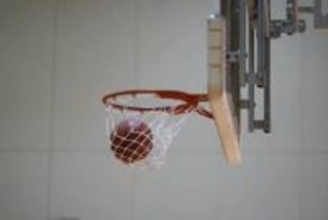 「その言い方、やめてもらえますか」バスケ観戦中に観客同士が激突！　会場が冷え込んだ「緊迫の瞬間」