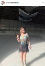 アイスダンス紀平梨花＆西山真瑚ペア、空港で仲良し2ショット　「めっちゃ可愛い～」「2人とも良い顔」