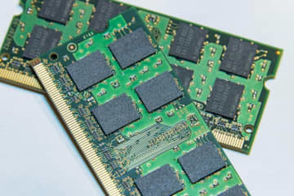 「パソコン買うなら今！」投稿でアクセス殺到　メモリ高騰が背景、メーカーはどう対応