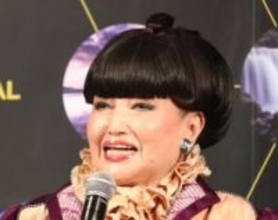 「ズバズバ聞けると思ったんですけど、駄目なもんですね...でも」　御年92歳、黒柳徹子さんの決意表明