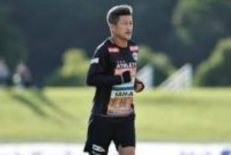 58歳で現役続行のキングカズ　疑問の声に元チームメイトが思い「尊敬しかないです」サッカーファンは賛否