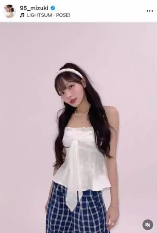 台湾の美女チア・リン・シャン、艶やかイエロードレスでプリンセスに　「美しすぎる」「天使ですか？」