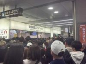 キンプリ、King Gnu、F1...イベント重なり阿鼻叫喚の名古屋駅　外国人も巻き込まれ...JR東海「混雑時には多言語でご案内」