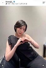 KARA・知英、超ミニ丈＆ピンクのノースリ衣装で...衝撃の神スタイル　「どタイプすぎ」「可愛すぎる！」