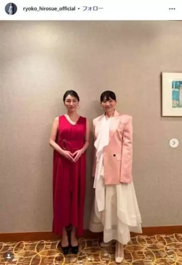 広末涼子、活動再開2か月...胸元ざっくり赤ドレス姿披露　再会タレントが絶賛「可愛すぎて吸い込まれそうに」