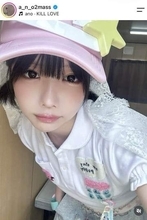 あのちゃん、空港に衝撃的な姿で登場　「あのちゃんだとオシャレになる不思議」という格好