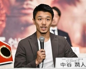 新婚のボクシング中谷潤人＆女子ゴルフ田村亜矢夫妻、吉田沙保里と3ショット　「プレゼントも喜んでくれて嬉しい」