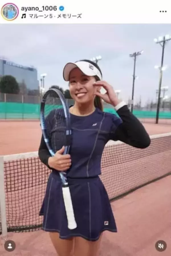 美女プロテニス園田彩乃、マッチョ美ボディ全開なハーフトップ姿　「この肩の逞しさまじで母遺伝」