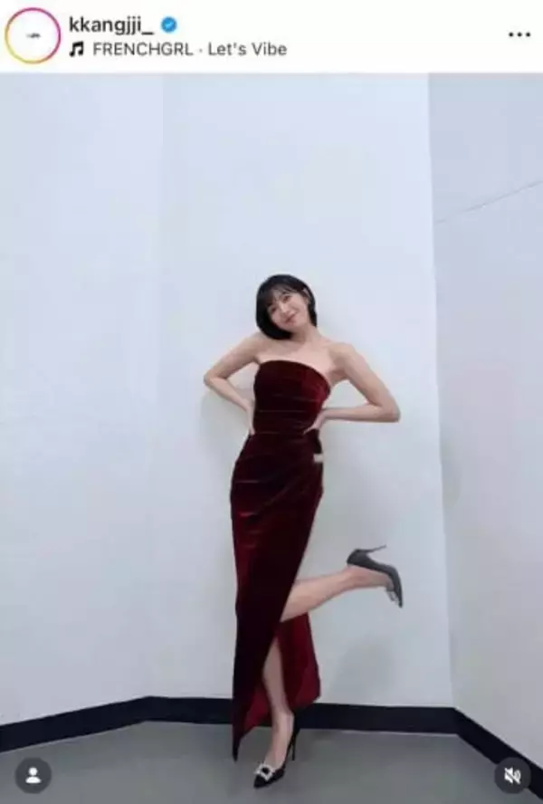 KARA・知英＆ヨンジ、超ミニのコーデで「激カワ」2ショット大反響　「天使」「かわいすぎる！！」