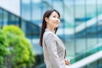 部下の成長を止める上司のクセ　「自分でやった方が早い」管理職が身につけたい「仕事の任せ方」