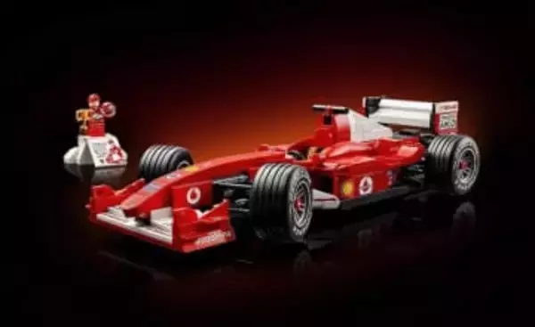 F1を席巻した「Ferrari F2004」が組み立てられる　大人向けレゴセット