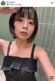「「次長課長」河本準一との交際で話題...礒部希帆、ヘソ出しコーデで重盛さと美と2ショ　「スタイル神」「めちゃ可愛い」」の画像1
