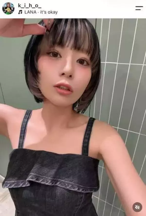「次長課長」河本準一との交際で話題...礒部希帆、ヘソ出しコーデで重盛さと美と2ショ　「スタイル神」「めちゃ可愛い」