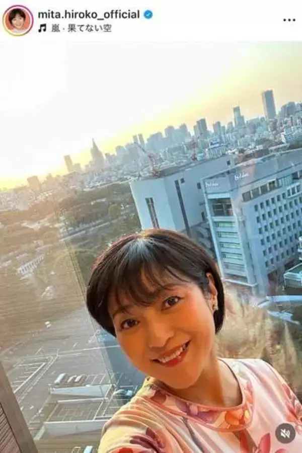 三田寛子、優雅な黒の着物姿...上品なたたずまいで美貌ダダ漏れ　「めちゃくちゃ綺麗」「相変わらず魅力的」