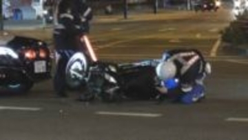 普通乗用車と衝突しバイクの男性けが　徳島市の国道交差点【徳島】