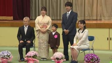 1人だけの入学式　三好市・白地小学校【徳島】