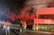 【一報】北島町で民家全焼　午前5時に鎮火【徳島】