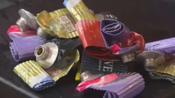 アルミチューブを車いすに　美容師だからできること【徳島】