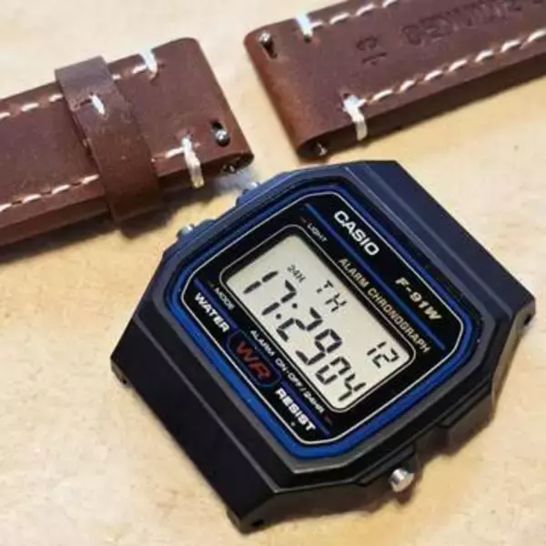 [本日の一品]本体価格をストラップが追い越す快感？　「チプカシ用本革バンド」で腕時計をクラスアップ