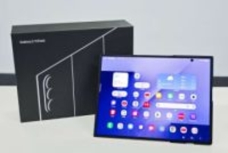 サムスンの3つ折り「Galaxy Z TriFold」、日本で2月下旬から展示へ　一足先に触ってきた