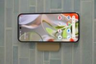 [みんなのケータイ]マグネット非対応のお風呂の壁にスマホを固定したくて「TakoPita」購入