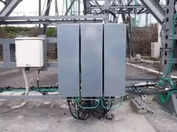 KDDI、基地局の電源をスマート化　九州の300局で再エネ利用と災害対応力強化