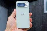 「[みんなのケータイ]Pixel 11は「買い」なのか、3つのAIと“占い”で確かめた結果」の画像1