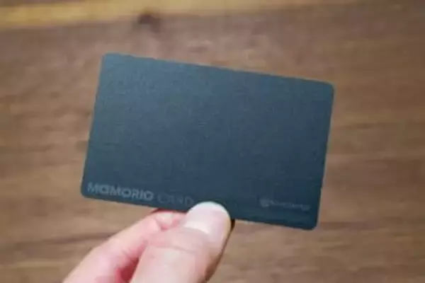 [本日の一品]ほんのちょっぴりだけど、さらに薄くなった忘れ物防止タグ「MAMORIO CARD」第2世代