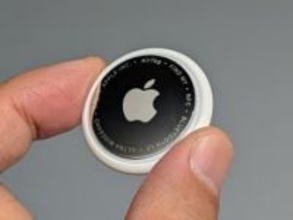 [本日の一品]AirTagに見た目そっくりな第2世代モデルが登場。さっそく使い比べてみた