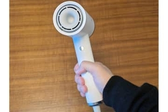 [本日の一品]シャオミの”5980円”ドライヤーが凄すぎた！　11万回転の爆風で髪が1分半で乾く脅威