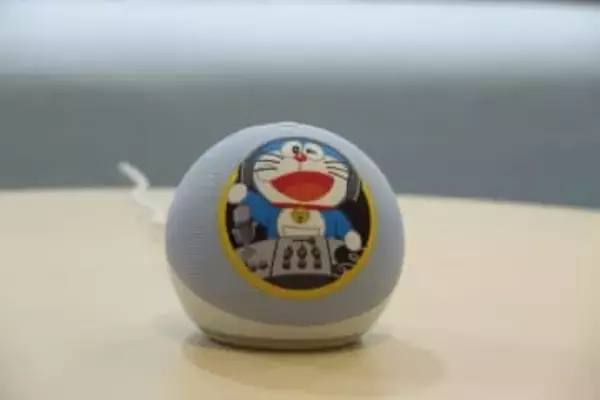 「Echo Dot」にドラえもんモデル、“通り抜けフープ”のデザイン