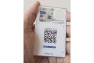[本日の一品]ガジェット感溢れるスマートトラッカー「AirCard Pro」を手に入れた