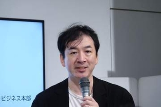 10万円の「Xperia 10 VIII」実機を体験、目指したのは「日常で好きが深まる」