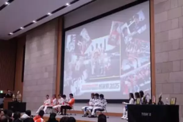 300人のファンと「au TOM'S」3連覇を祝う感謝祭、坪井・山下の爆笑トークと4連覇への想い