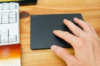 [本日の一品]評判の良さげなAmazonベーシックのトラックパッド、試してみた