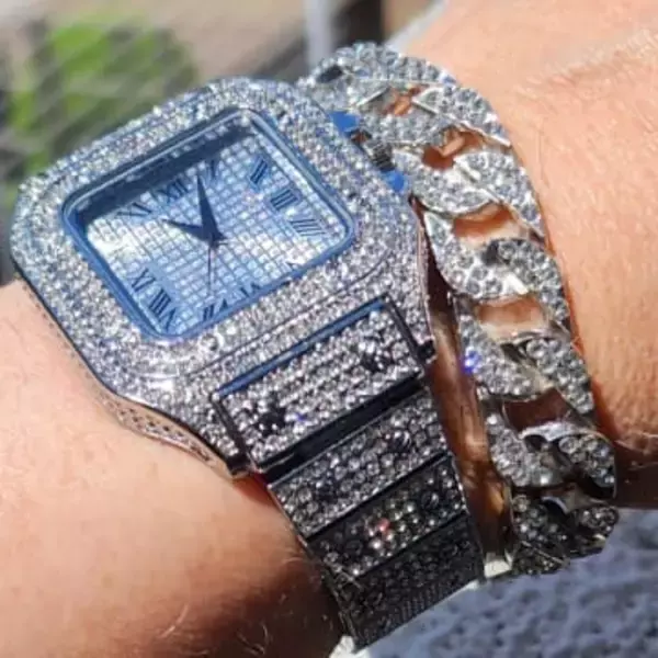[本日の一品]たった1200円の”なんちゃってセレブ腕時計”に製造の極意を見た！
