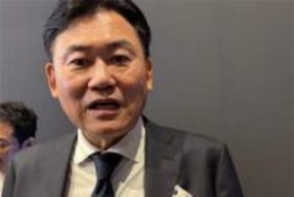 楽天三木谷氏、携帯料金の値上げに「総合的・長期的に考える」