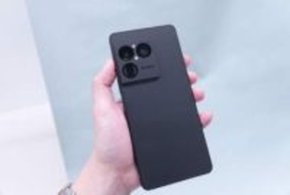 ソニーが「Xperia 1 VIII」発表、デザイン刷新・望遠センサー4倍大型化やカメラ初心者向けAIも