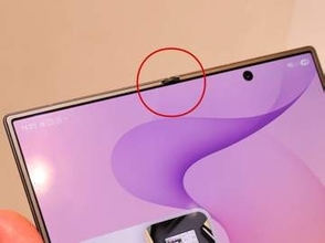 [みんなのケータイ]折り畳みスマホの“折りじわ”より気になるようになったヒンジの“出っ張り”
