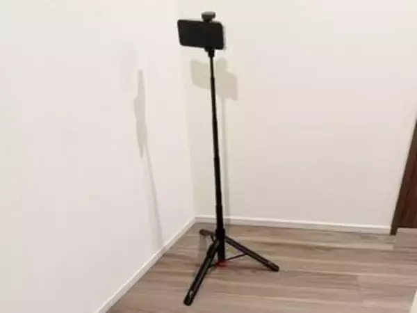 [本日の一品]取材時のお供になったXiaomi ズームセルフィースティック三脚
