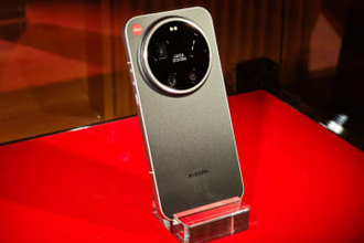 ライカ初の国際市場向けスマホ「Leica Leitzphone powered by Xiaomi」3月5日発売