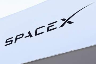 SpaceX、米国で800MHz帯を購入し携帯事業に参入へ