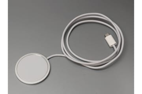 [本日の一品]こっそり「Qi2 25W」対応にモデルチェンジしたApple純正MagSafe充電器を試した