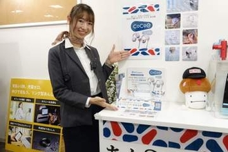 全国のドコモショップで”耳を塞がない集音器""「cocoe Ear」試せるように、補聴器の心理的ハードルを越える新提案