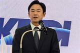「AI前提社会で「これからのデバイスは面白くなる」――KDDIが2028年度までの中期経営戦略を策定」の画像1